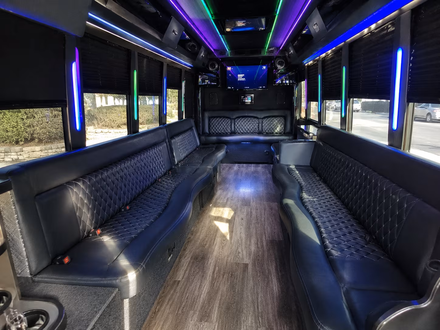 Denver Birthday, Sweet 16, & Quinceañera Transportation group transportation